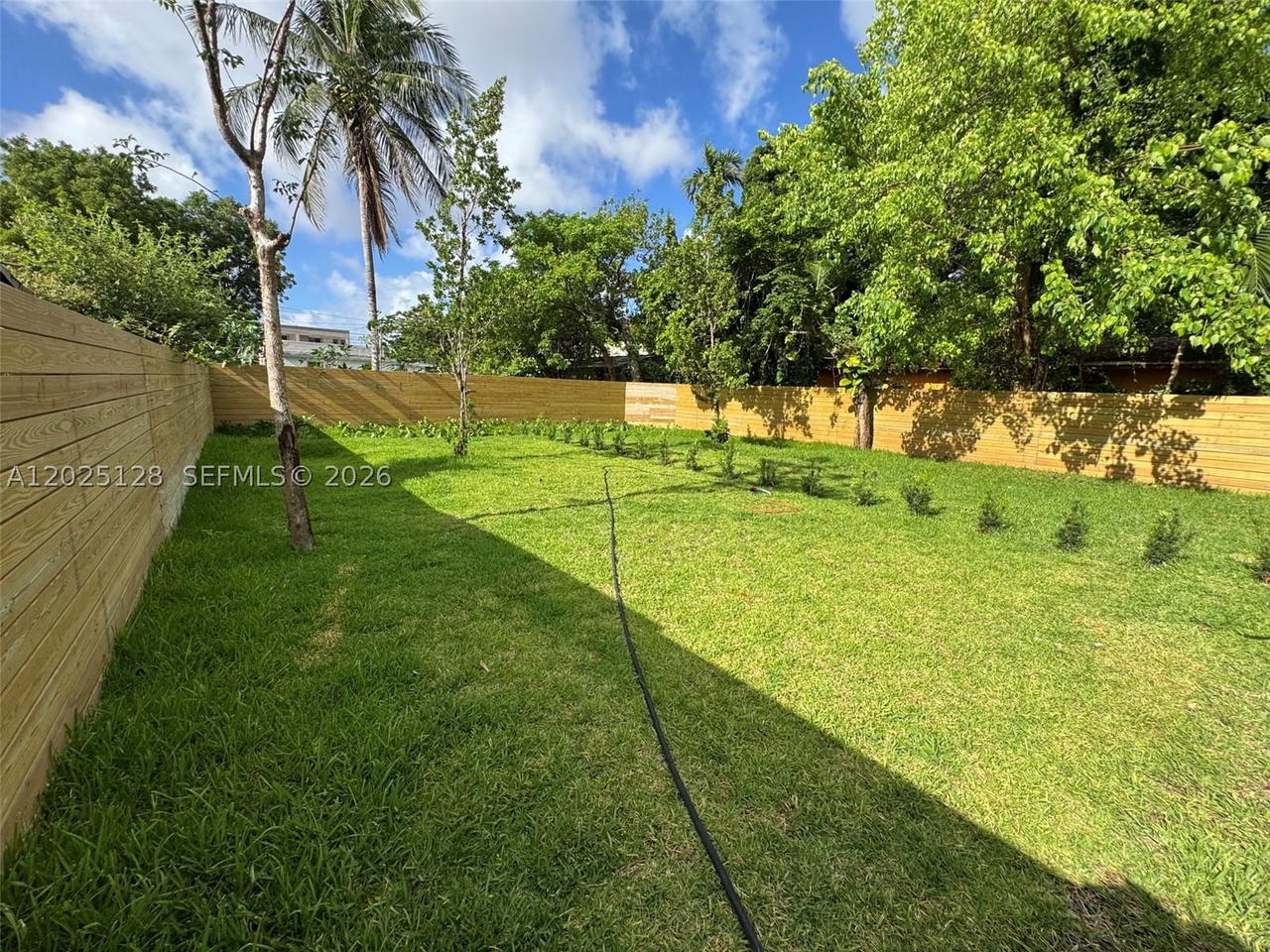 Real estate property located at 1924 27th St, Miami-dade, Rosemont Park, Miami, FL