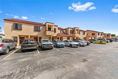 Real estate property located at 2433 52nd Pl #8-1, Miami-dade, Villas Of Westland Condo, Hialeah, FL