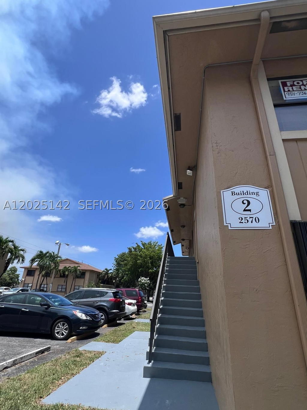 Real estate property located at 2570 67th Pl #21-2, Miami-dade, Lago Grande One Condo, Hialeah, FL