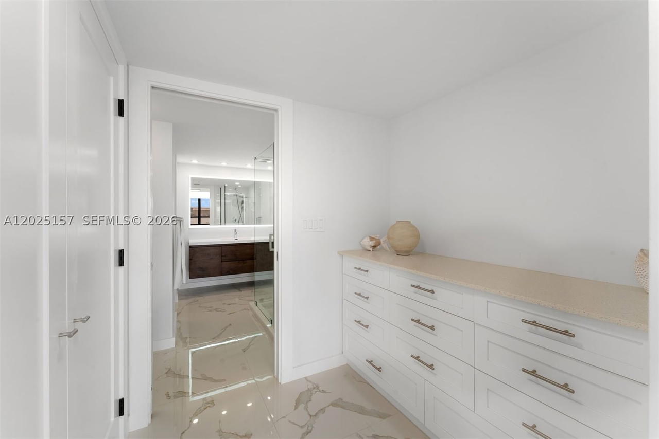 Real estate property located at 3 Grove Isle Dr C803, Miami-dade, Grove Isle Condo, Miami, FL