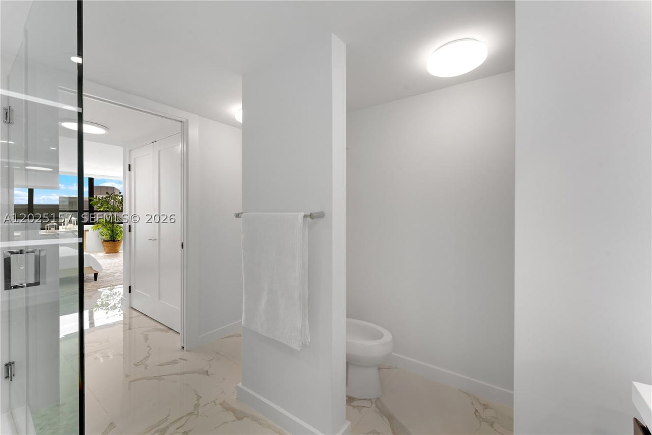 Real estate property located at 3 Grove Isle Dr C803, Miami-dade, Grove Isle Condo, Miami, FL