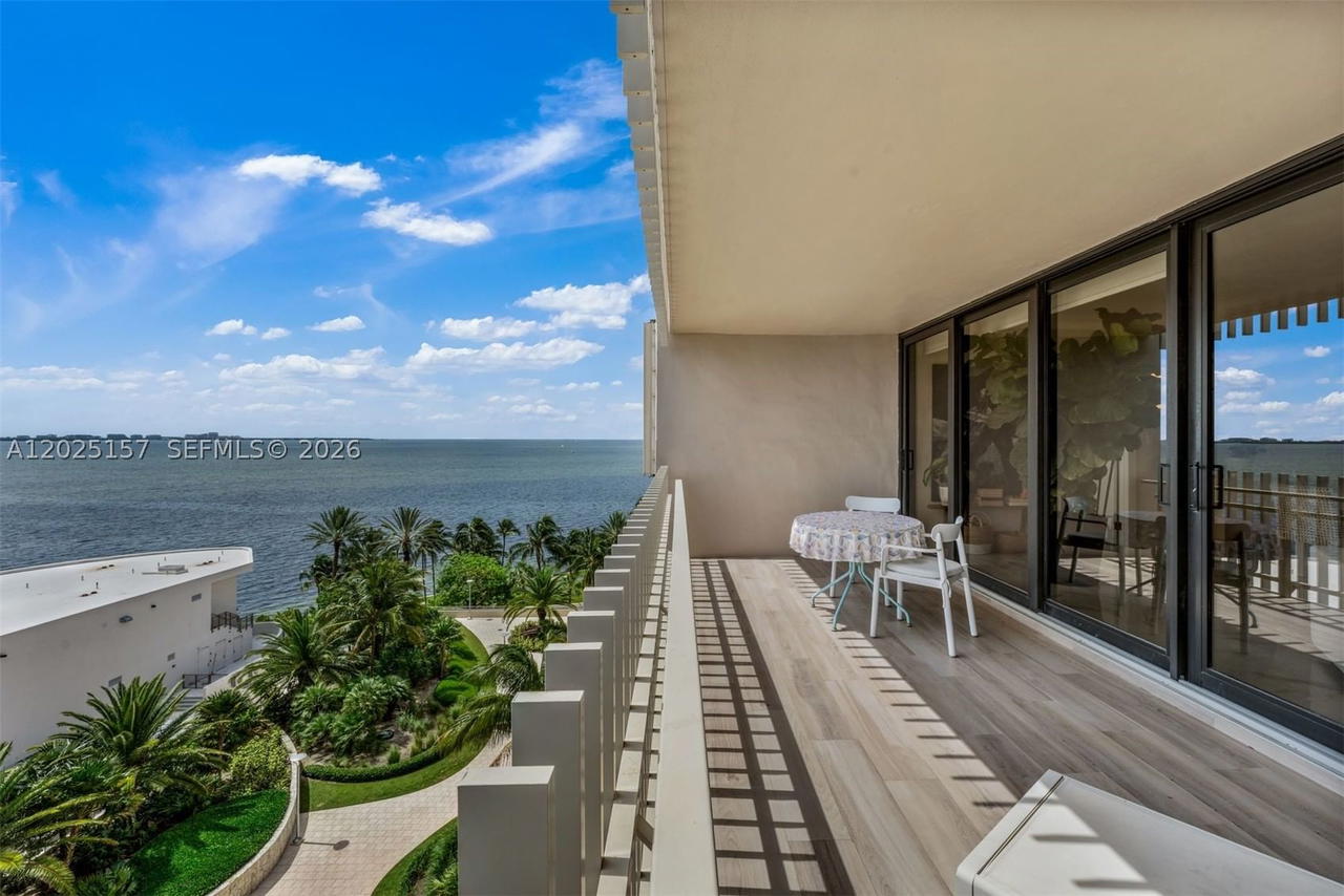 Real estate property located at 3 Grove Isle Dr C803, Miami-dade, Grove Isle Condo, Miami, FL