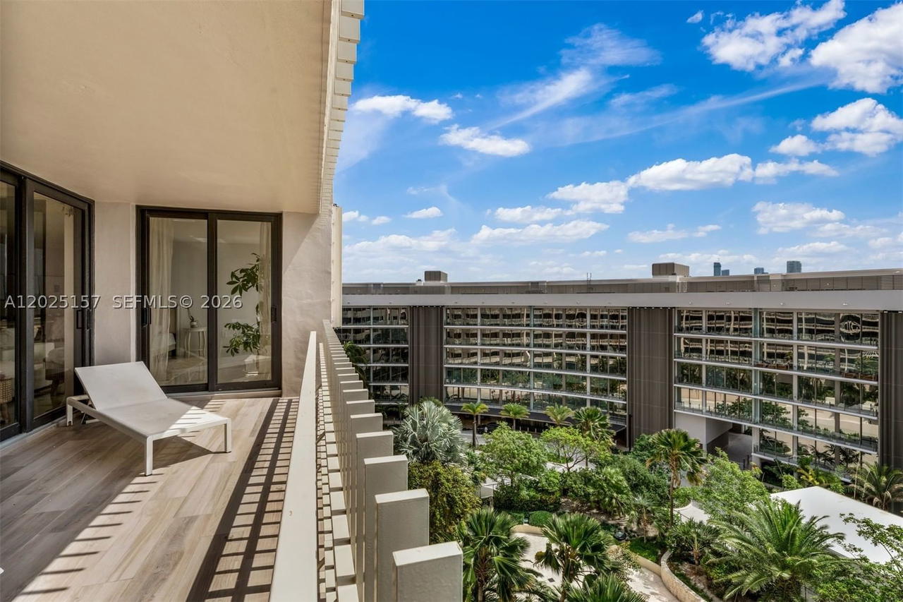 Real estate property located at 3 Grove Isle Dr C803, Miami-dade, Grove Isle Condo, Miami, FL
