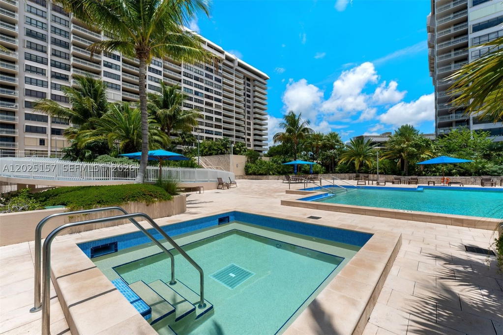 Real estate property located at 3 Grove Isle Dr C803, Miami-dade, Grove Isle Condo, Miami, FL