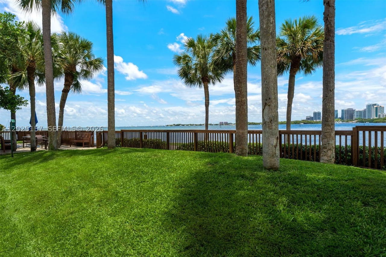 Real estate property located at 3 Grove Isle Dr C803, Miami-dade, Grove Isle Condo, Miami, FL