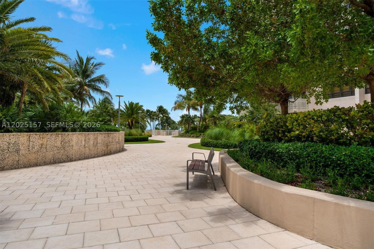 Real estate property located at 3 Grove Isle Dr C803, Miami-dade, Grove Isle Condo, Miami, FL