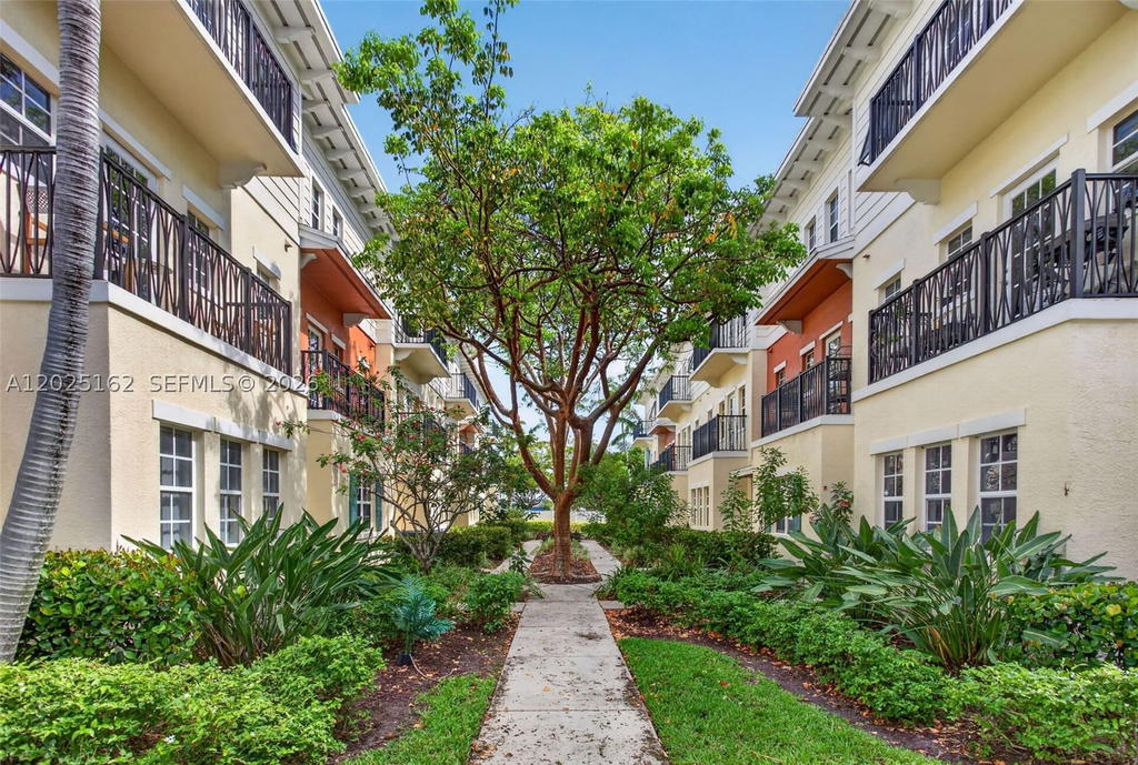 Real estate property located at 626 1st Dr, Broward, Cypress Grove, Pompano Beach, FL