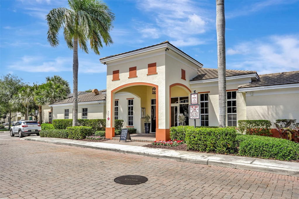 Real estate property located at 626 1st Dr, Broward, Cypress Grove, Pompano Beach, FL