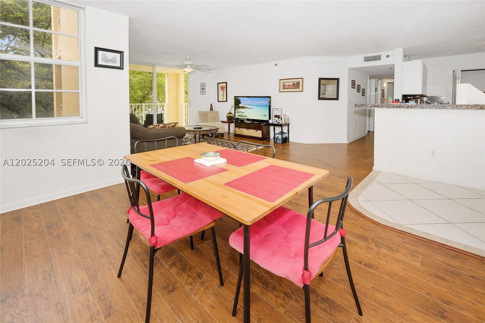 Real estate property located at 19555 Country Club Dr #8408, Miami-dade, The Yacht Club At Aventur, Aventura, FL