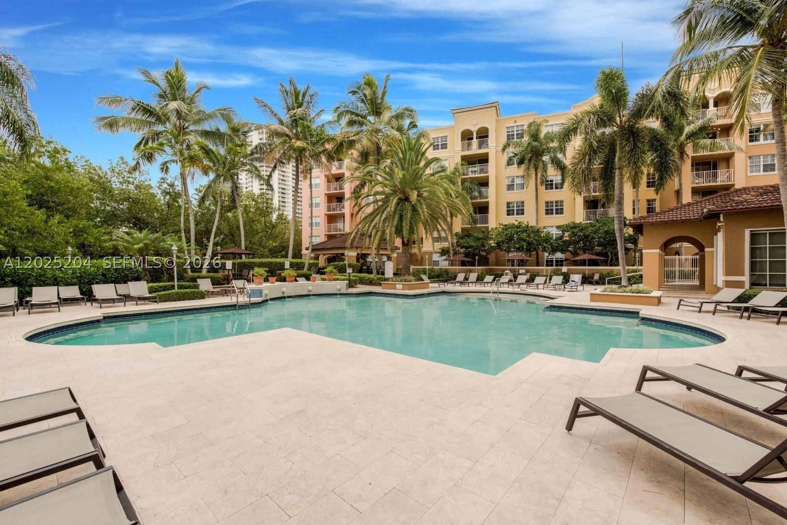 Real estate property located at 19555 Country Club Dr #8408, Miami-dade, The Yacht Club At Aventur, Aventura, FL
