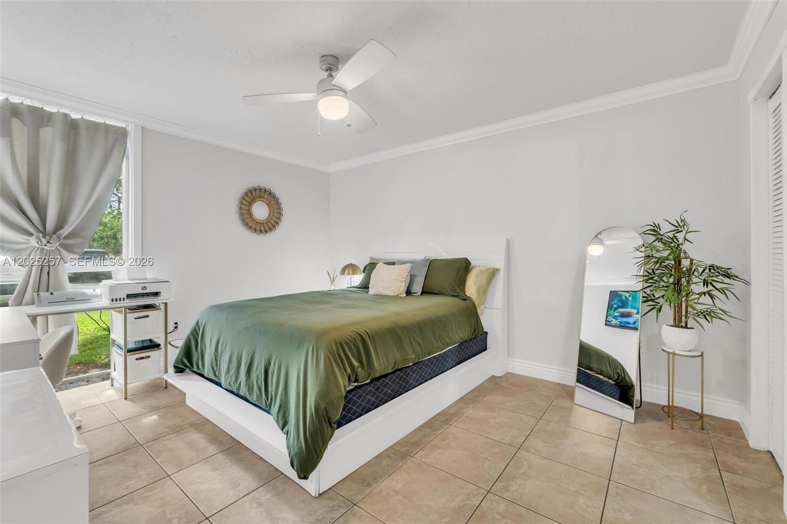 Real estate property located at 6955 186th St F102, Miami-dade, Las Brisas@ Country Club, Hialeah, FL