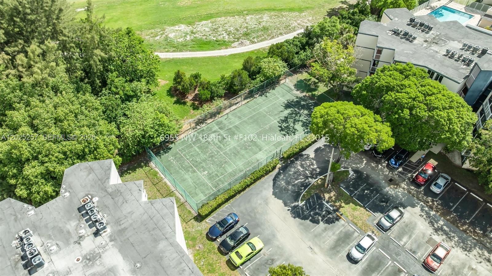Real estate property located at 6955 186th St F102, Miami-dade, Las Brisas@ Country Club, Hialeah, FL