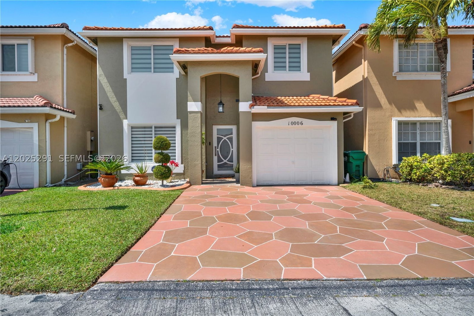 Real estate property located at 10006 162nd Path, Miami-dade, Forest Lakes Gardens Sec, Miami, FL