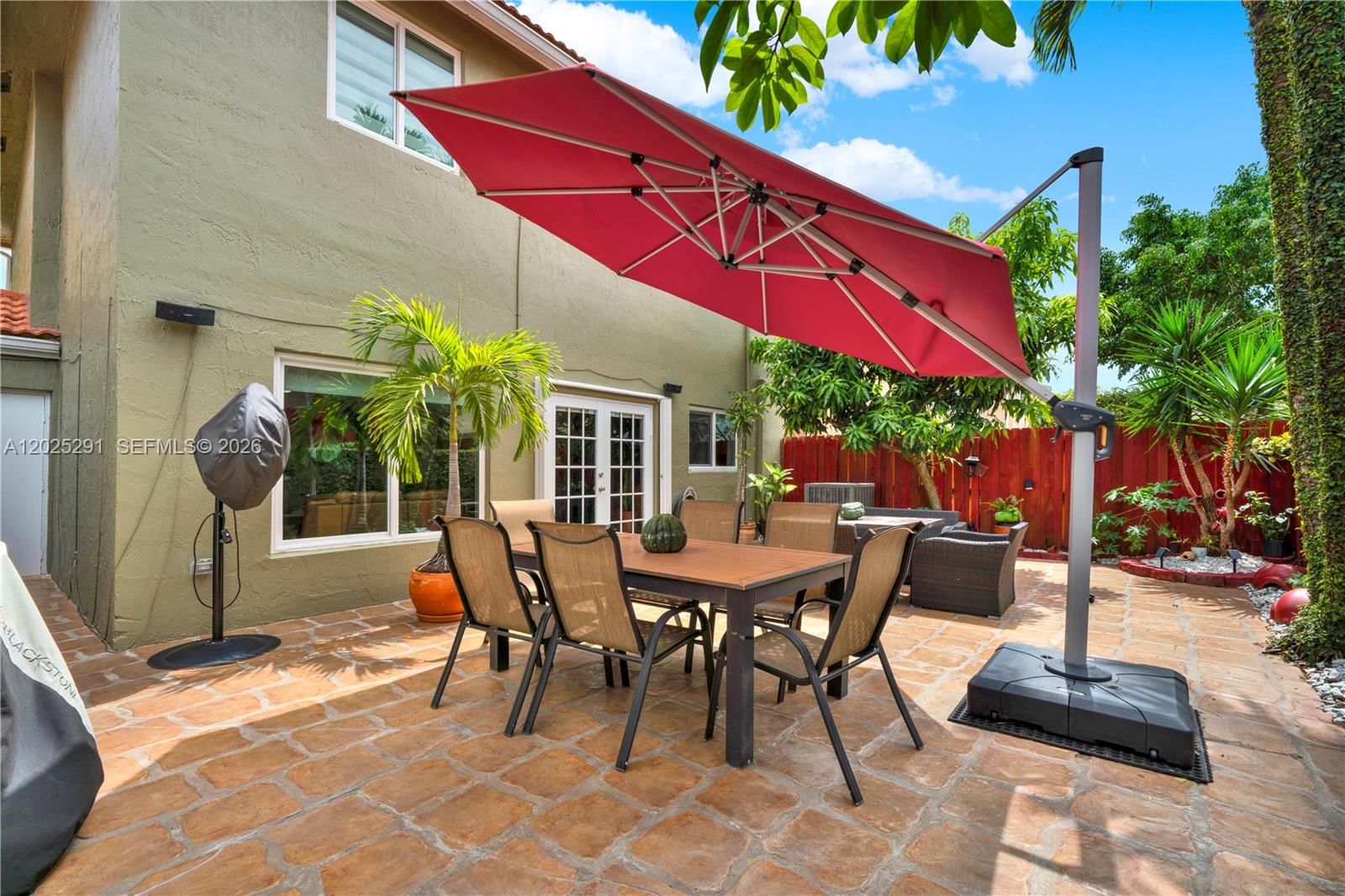 Real estate property located at 10006 162nd Path, Miami-dade, Forest Lakes Gardens Sec, Miami, FL