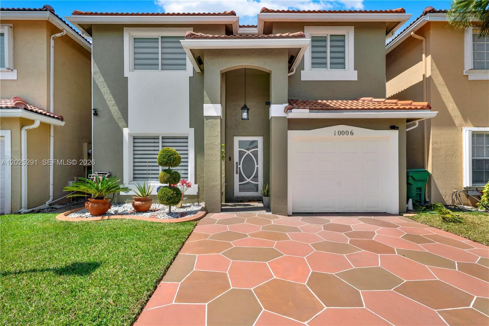 Real estate property located at 10006 162nd Path, Miami-dade, Forest Lakes Gardens Sec, Miami, FL