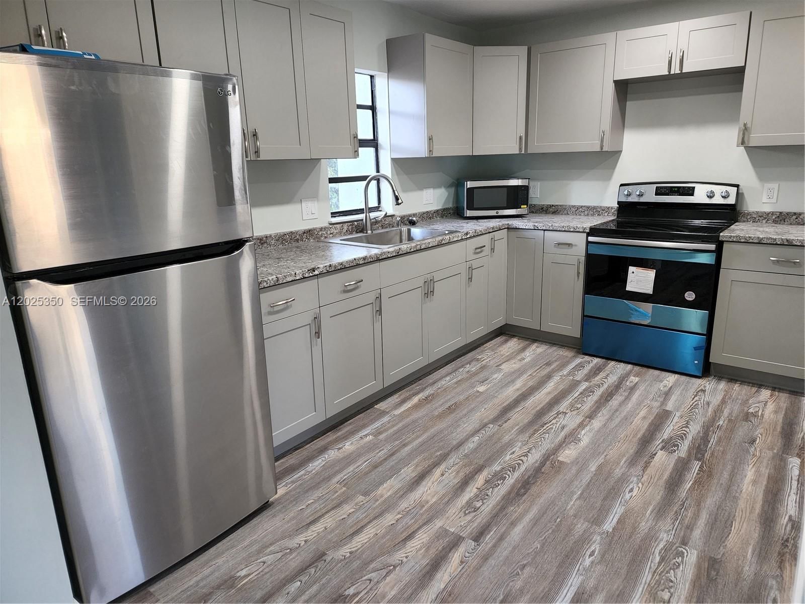 Real estate property located at 2465 184th St, Miami-dade, Ojus Sub, North Miami Beach, FL