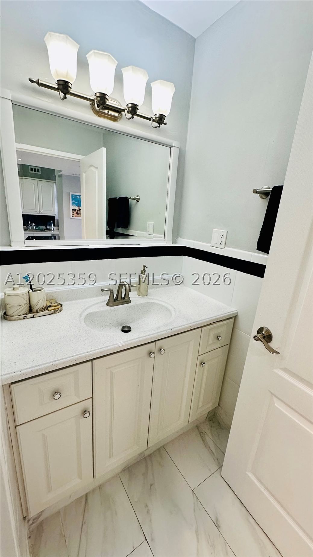 Real estate property located at 100 Lincoln Rd #720, Miami-dade, The Decoplage Condo, Miami Beach, FL