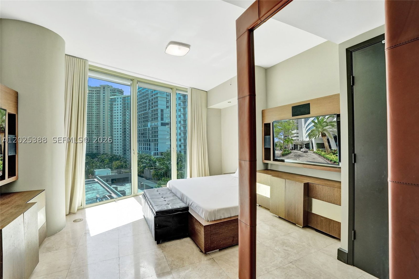 Real estate property located at 333 Las Olas Way #1608, Broward, Las Olas River House Condo, Fort Lauderdale, FL
