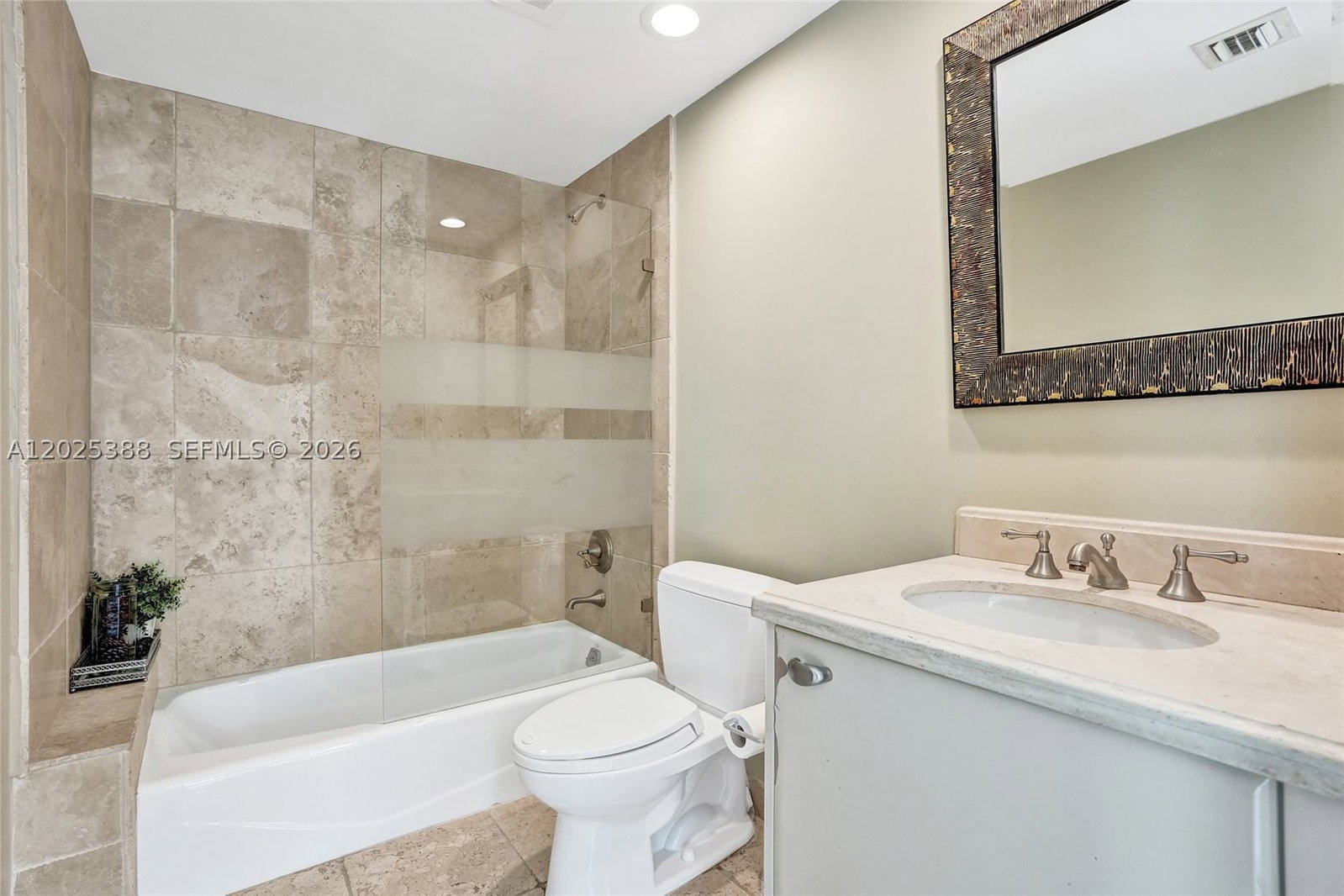 Real estate property located at 333 Las Olas Way #1608, Broward, Las Olas River House Condo, Fort Lauderdale, FL