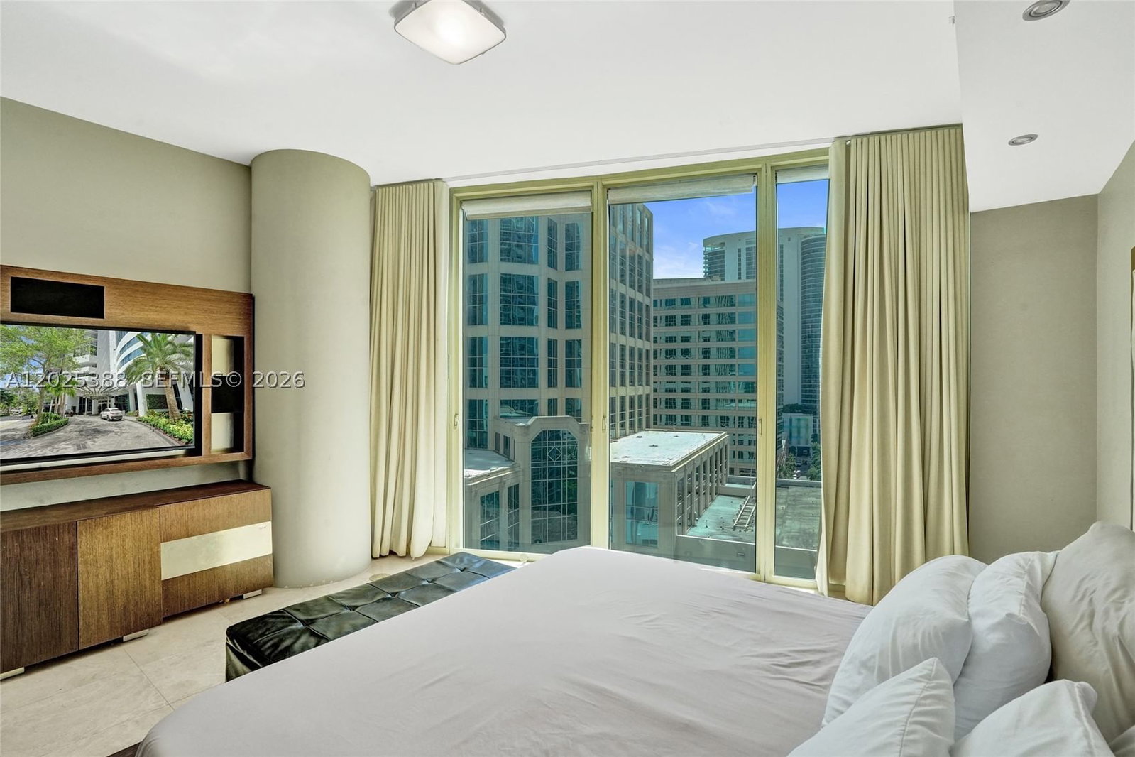 Real estate property located at 333 Las Olas Way #1608, Broward, Las Olas River House Condo, Fort Lauderdale, FL