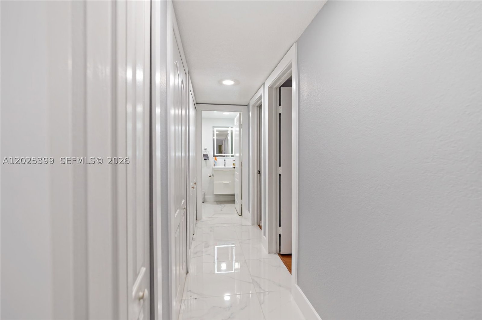 Real estate property located at 9046 121st Ter #90, Miami-dade, Les Fontaines Condo, Hialeah Gardens, FL