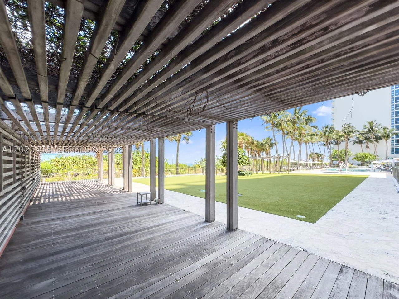 Real estate property located at 6801 Collins Ave #708, Miami-dade, Central Carillon Beach, Miami Beach, FL