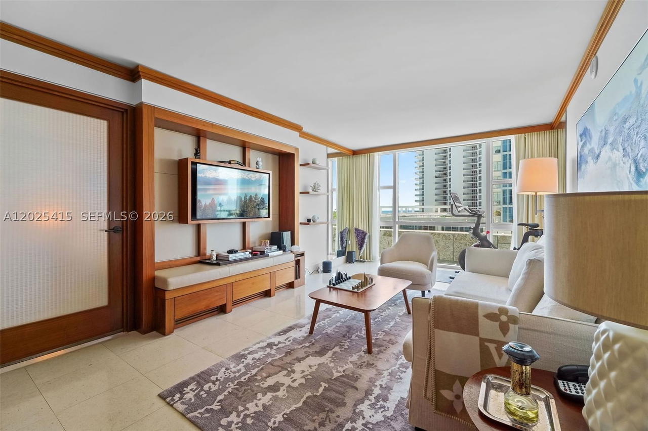 Real estate property located at 6801 Collins Ave #708, Miami-dade, Central Carillon Beach, Miami Beach, FL