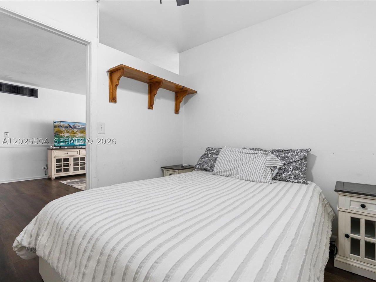 Real estate property located at 5005 Collins Ave #222, Miami-dade, The Carriage Club North C, Miami Beach, FL