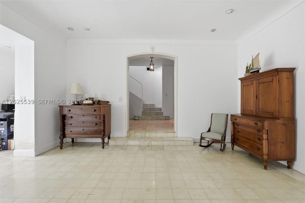 Real estate property located at 2535 Sunset Dr, Miami-dade, Sunset Islands-island No 2, Miami Beach, FL