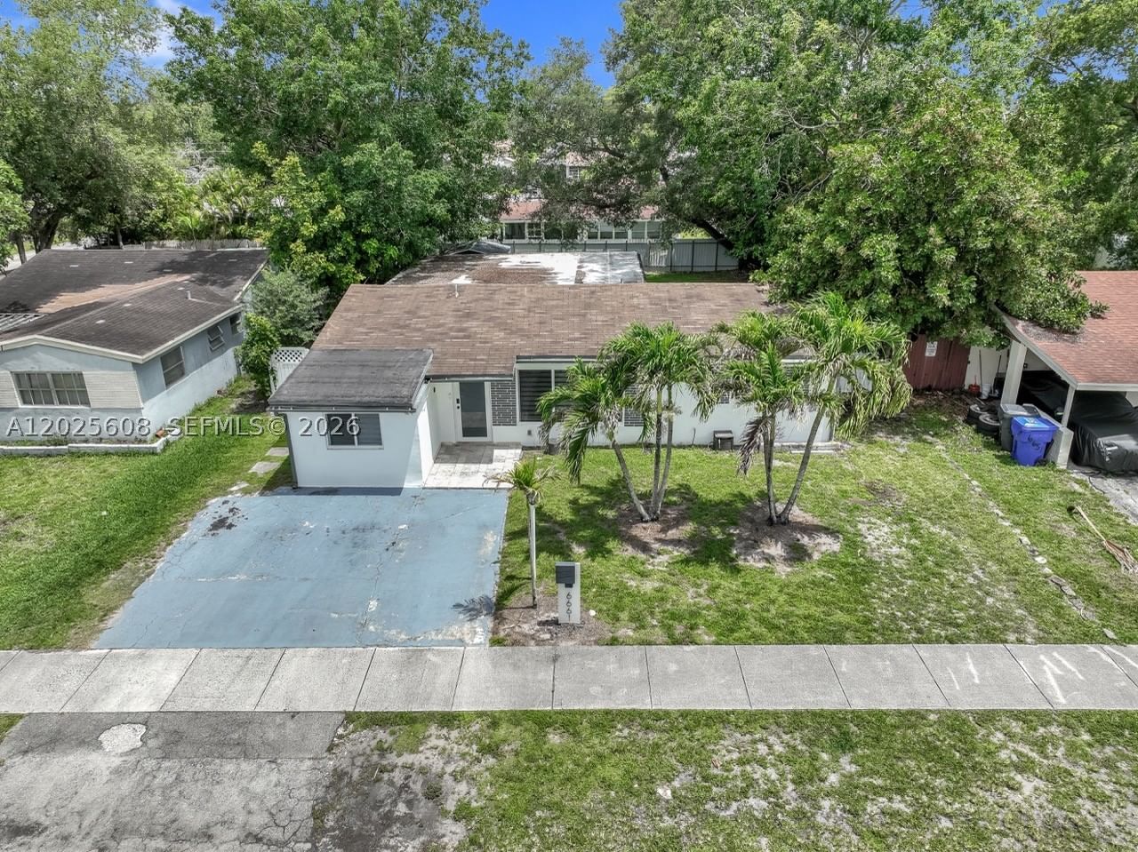 Real estate property located at 6661 Douglas St, Broward, Palm Lane Villa No 3, Hollywood, FL