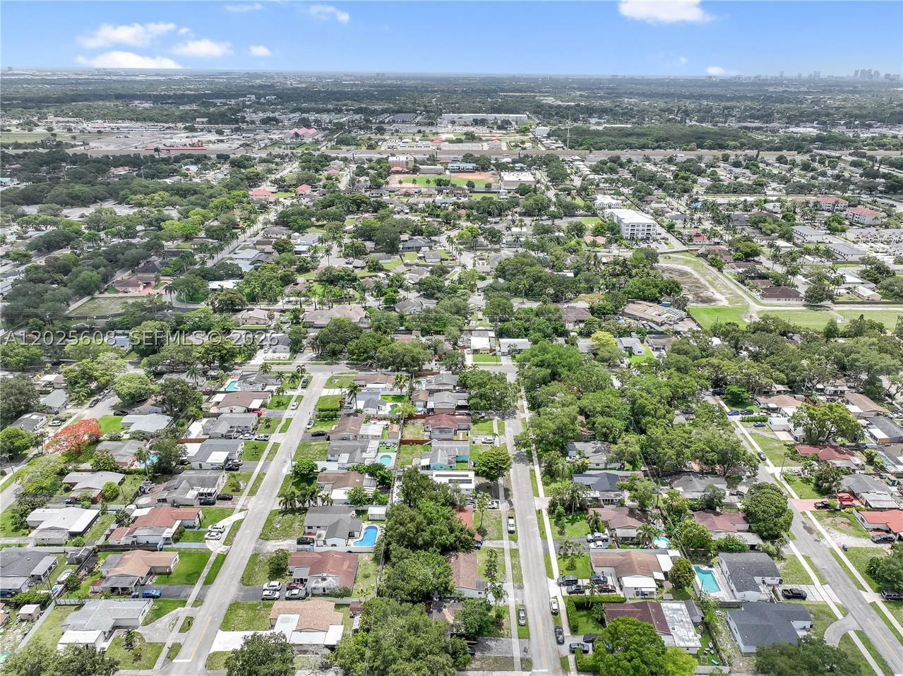 Real estate property located at 6661 Douglas St, Broward, Palm Lane Villa No 3, Hollywood, FL