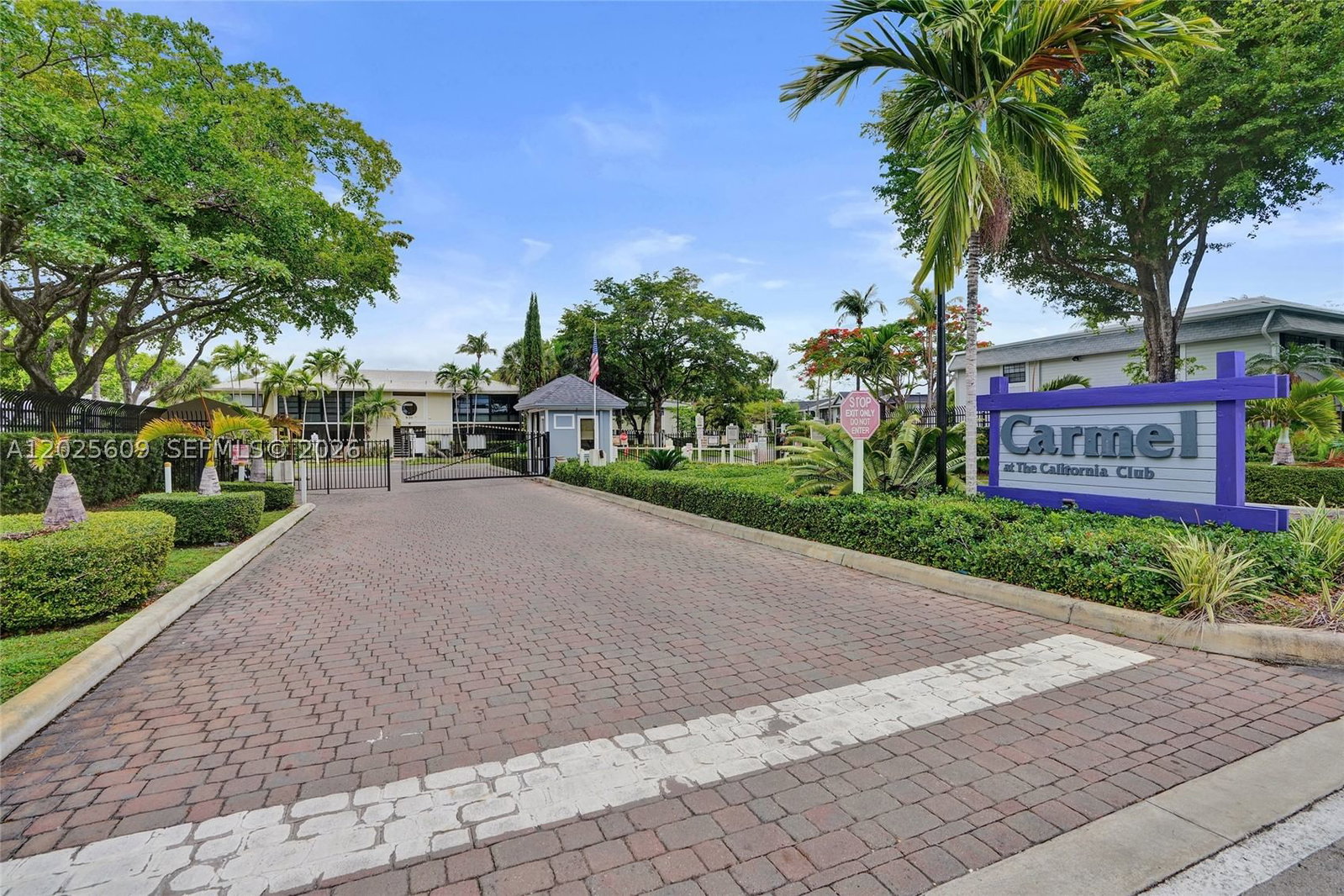 Real estate property located at 927 199th St #103, Miami-dade, Carmel California Club, Miami, FL