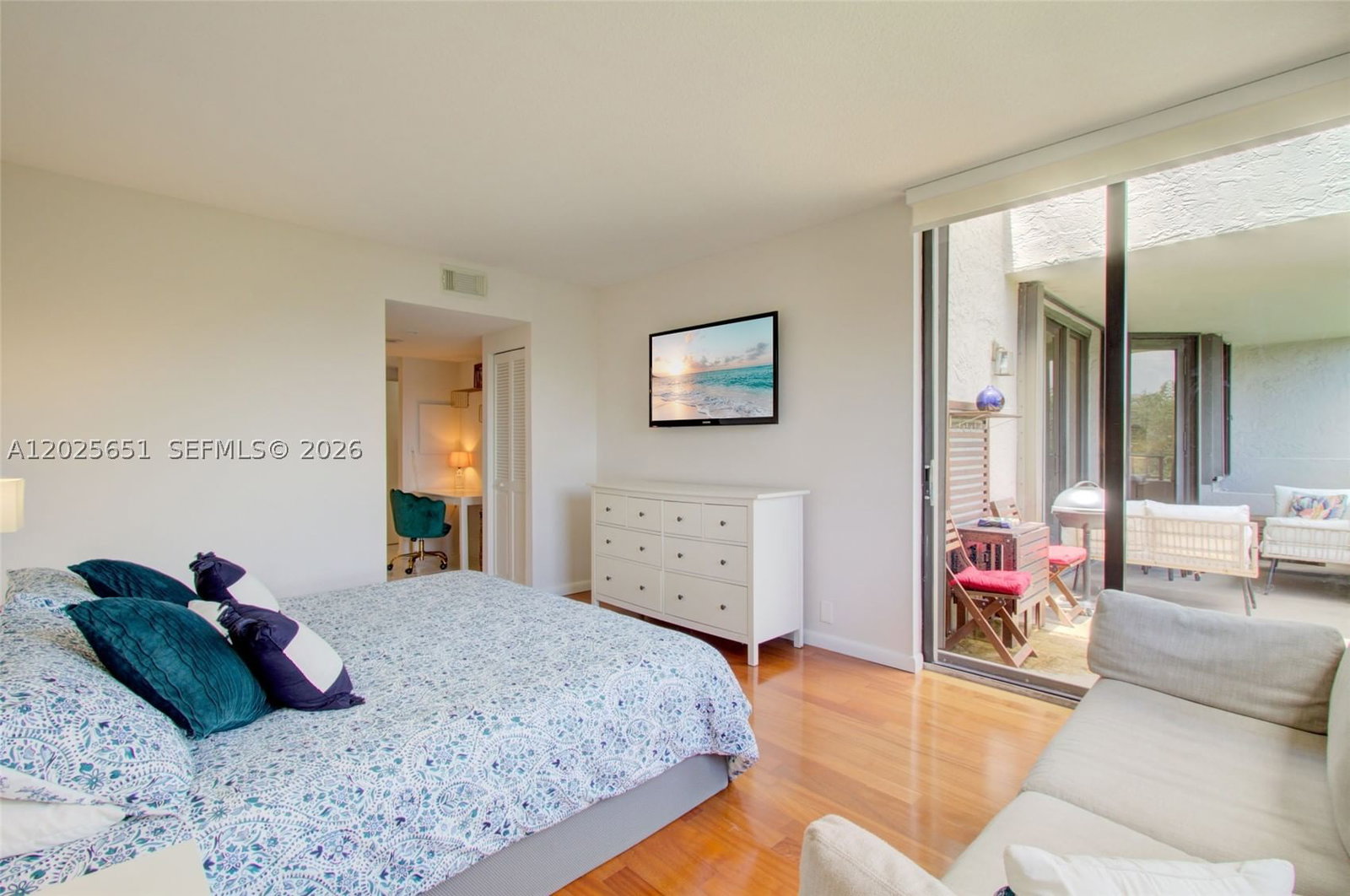 Real estate property located at 181 Crandon Blvd #405, Miami-dade, Key Colony No 4 Condo, Key Biscayne, FL
