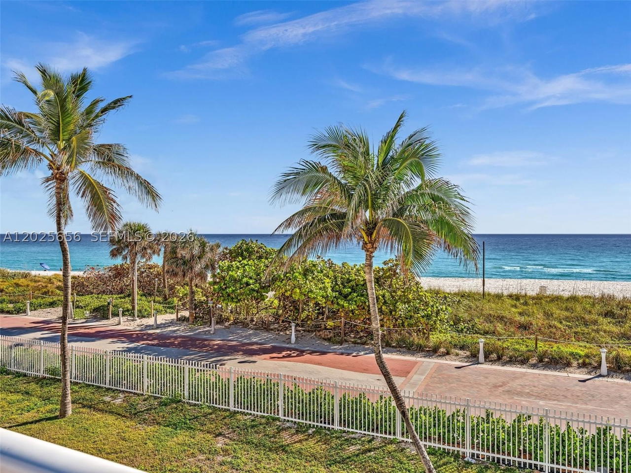 Real estate property located at 5401 Collins Ave #107, Miami-dade, The Carriage House Condo, Miami Beach, FL