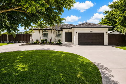 Real estate property located at 13282 200th Ter, Miami-dade, Valencia Groves Estates, Miami, FL