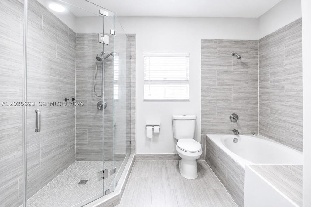 Real estate property located at 13282 200th Ter, Miami-dade, Valencia Groves Estates, Miami, FL
