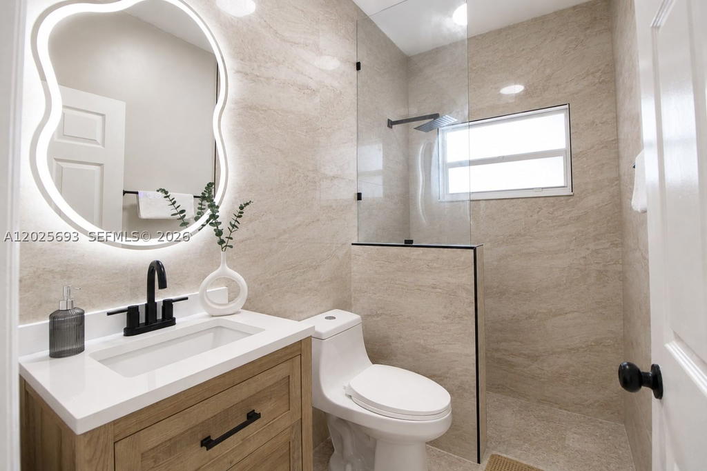 Real estate property located at 13282 200th Ter, Miami-dade, Valencia Groves Estates, Miami, FL