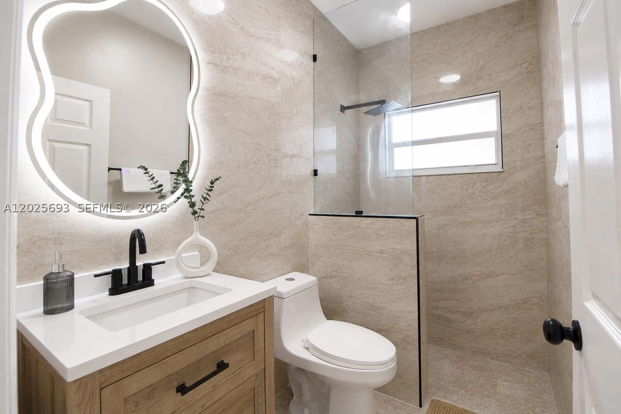 Real estate property located at 13282 200th Ter, Miami-dade, Valencia Groves Estates, Miami, FL
