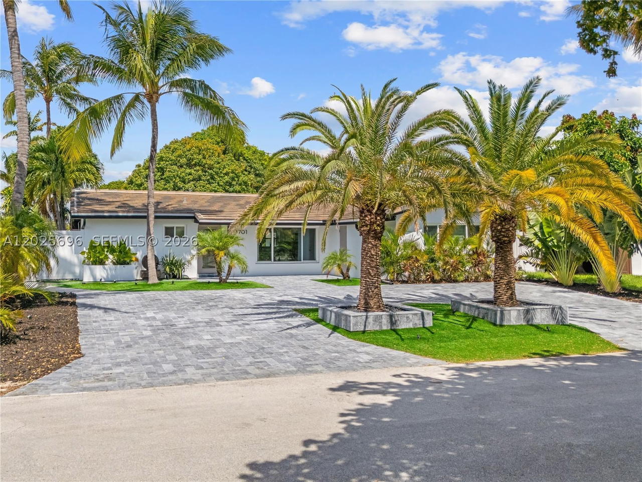Real estate property located at 1701 3rd Ave, Broward, Boulevard Park Isles Sec, Pompano Beach, FL