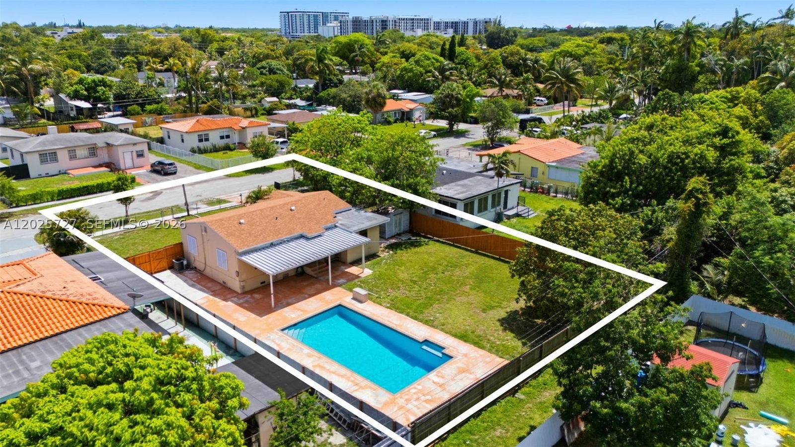 Real estate property located at 1375 130th St, Miami-dade, Kirkpatrick Sub, North Miami, FL