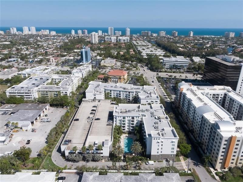 Real estate property located at 2421 65th St #408, Broward, Lauderdale One Condo, Fort Lauderdale, FL