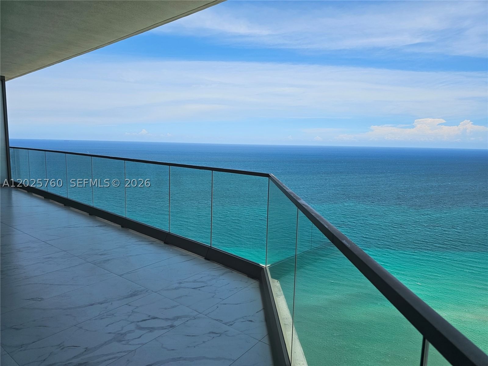 Real estate property located at 18975 Collins Ave #3504, Miami-dade, 18975 Collins Condo, Sunny Isles Beach, FL
