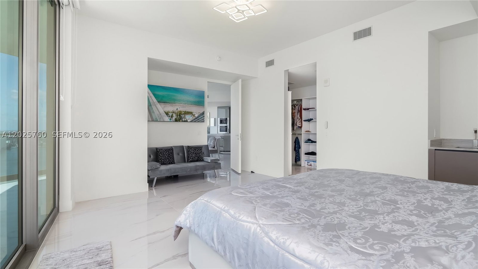 Real estate property located at 18975 Collins Ave #3504, Miami-dade, 18975 Collins Condo, Sunny Isles Beach, FL