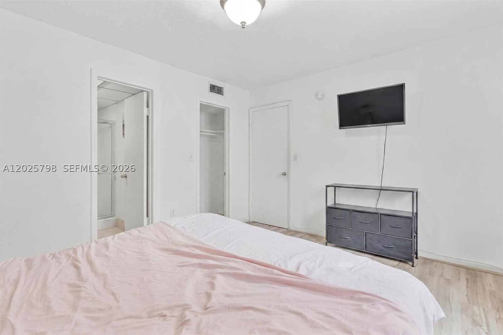 Real estate property located at 10000 80th Ct #2245, Miami-dade, Samari Lake East Condo, Hialeah Gardens, FL
