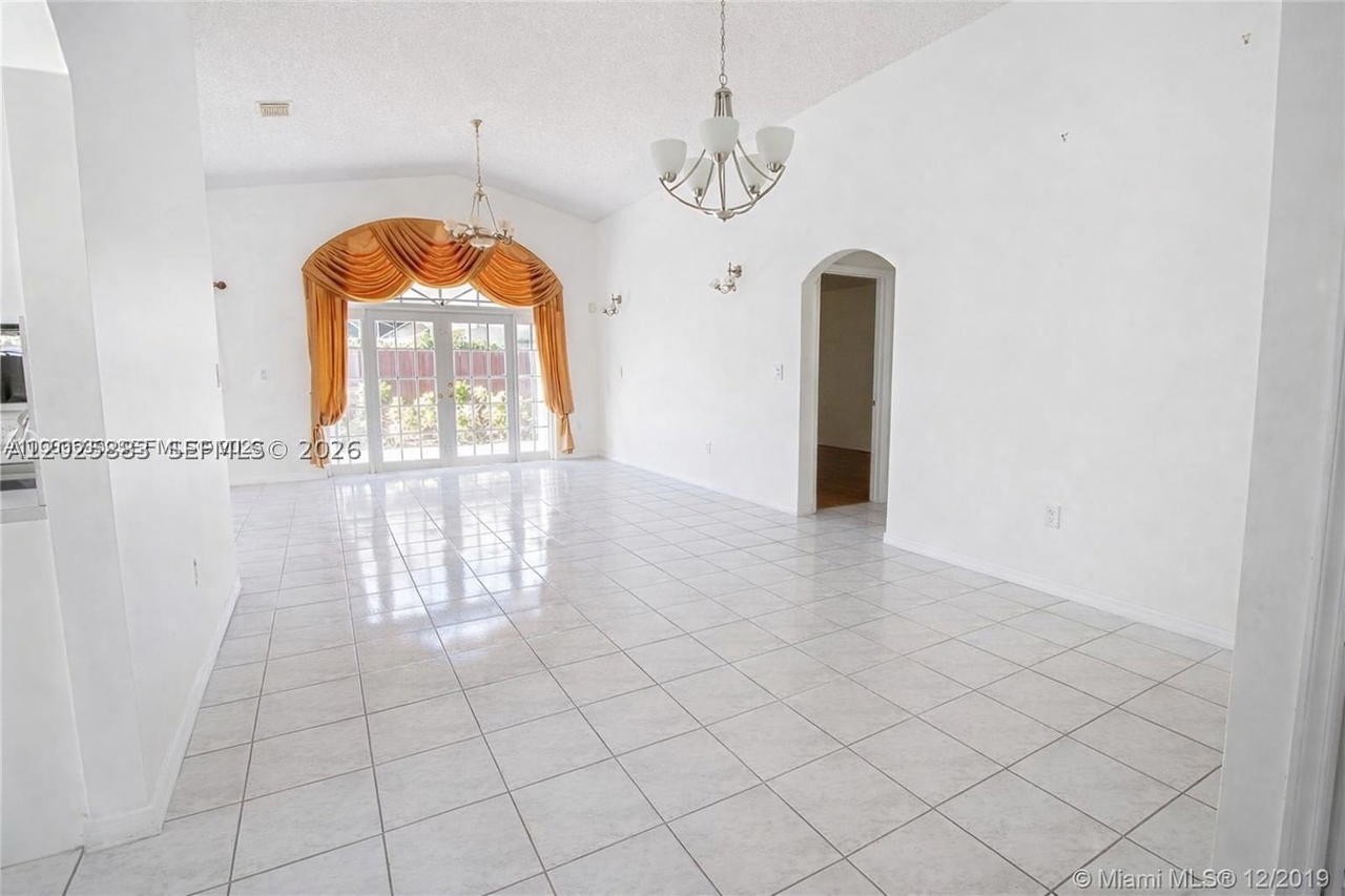 Real estate property located at 8224 157th Ct, Miami-dade, Lago Mar South 2nd Addn, Miami, FL