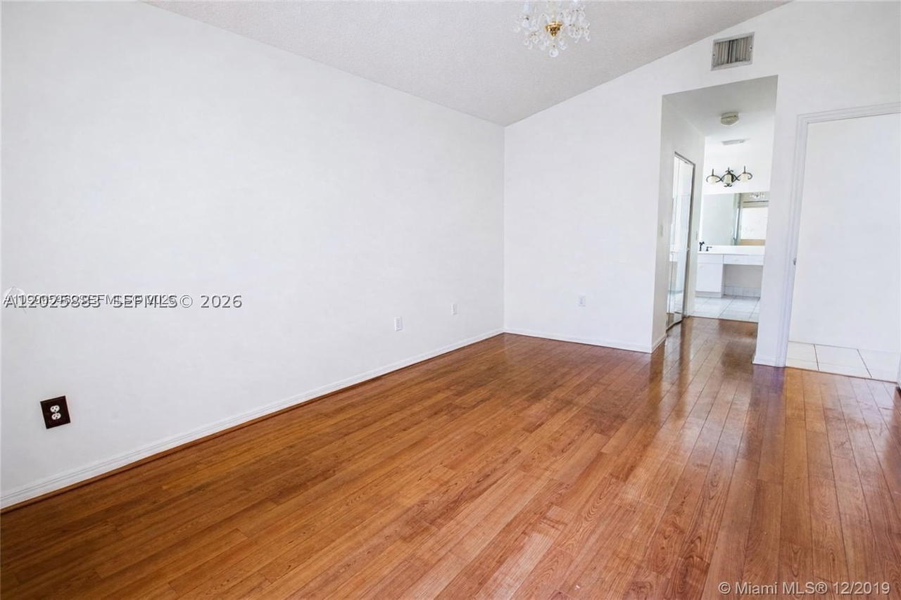 Real estate property located at 8224 157th Ct, Miami-dade, Lago Mar South 2nd Addn, Miami, FL
