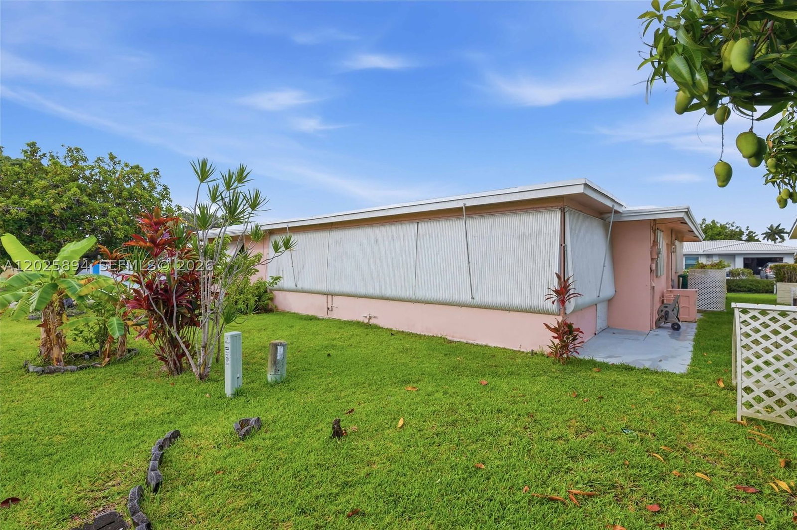 Real estate property located at 4901 53rd St, Broward, Mainlands Of Tamarac Lake, Tamarac, FL