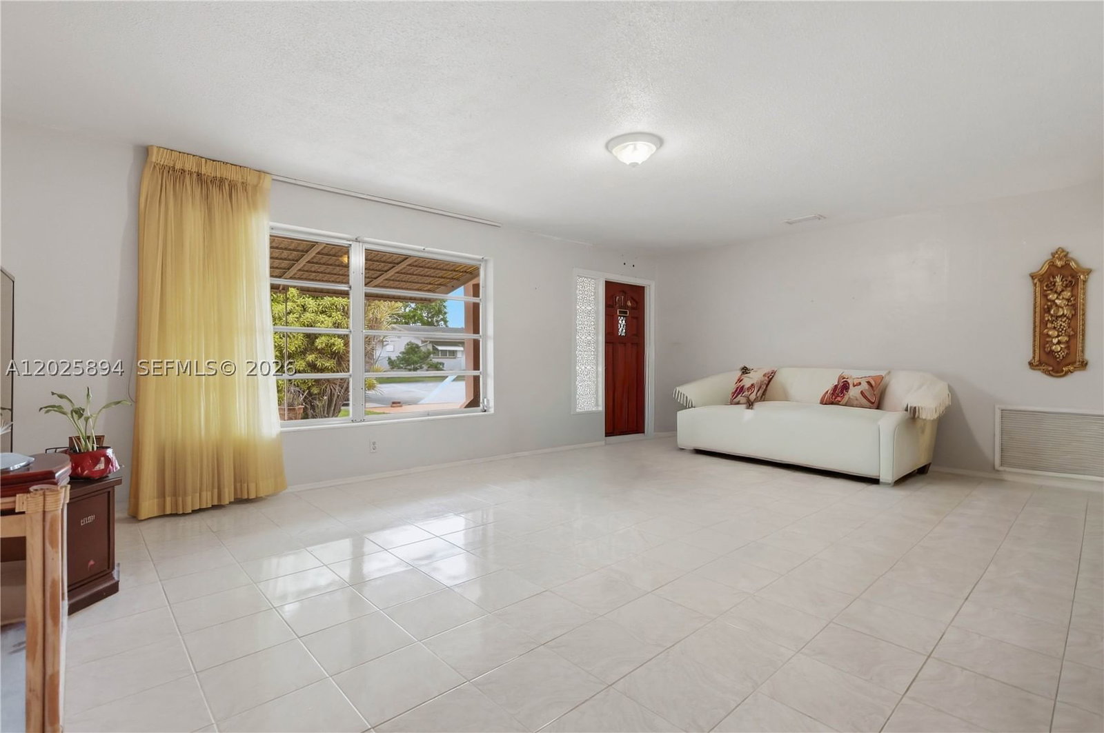 Real estate property located at 4901 53rd St, Broward, Mainlands Of Tamarac Lake, Tamarac, FL