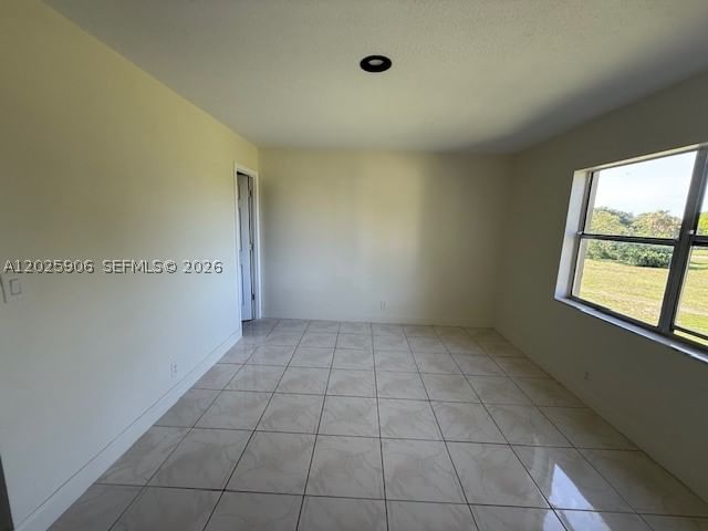 Real estate property located at 6101 Falls Circle Dr #312, Broward, Inverrary Country Club, Lauderhill, FL