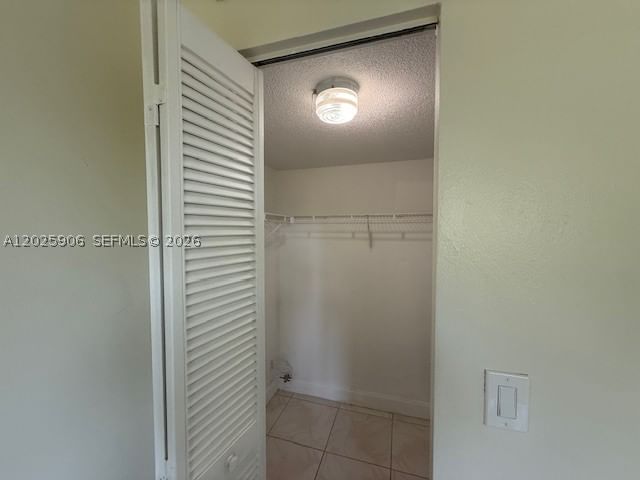 Real estate property located at 6101 Falls Circle Dr #312, Broward, Inverrary Country Club, Lauderhill, FL
